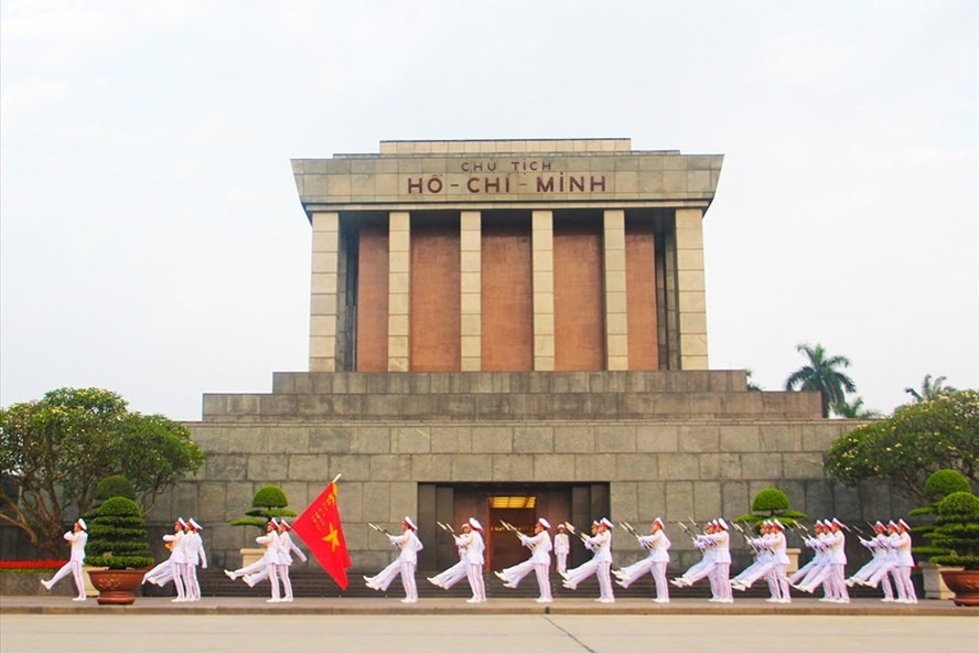 Parade in front of the Mausoleum