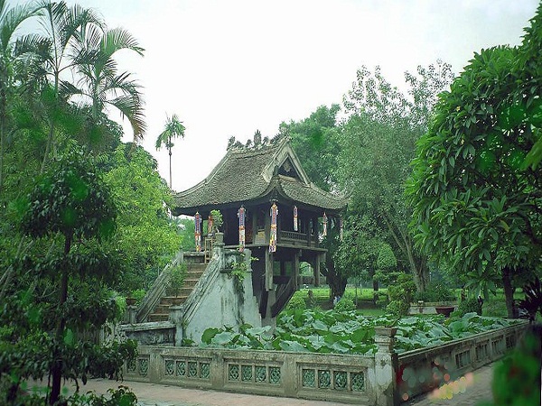 One Pillar Pagoda is covered by the green of nature